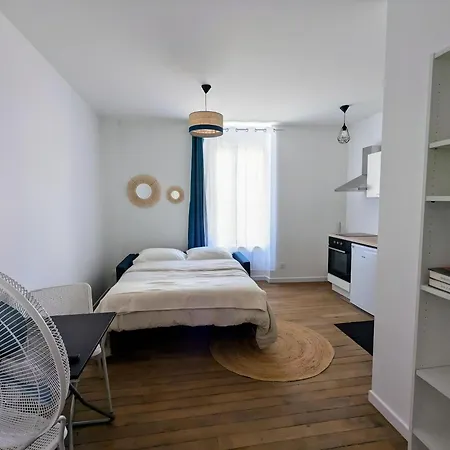 Studio Flaubert Lumineux Tout Confort Châteauroux Exterior photo