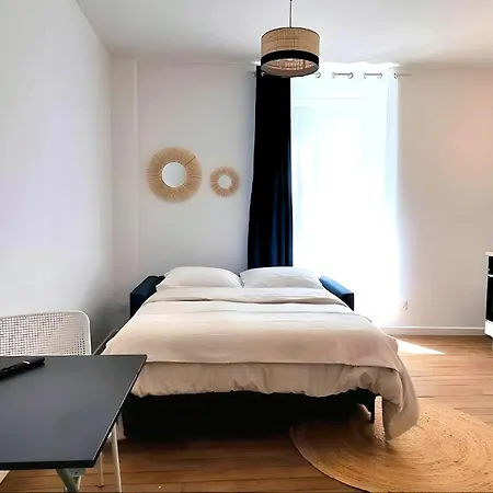 Studio Flaubert Lumineux Tout Confort Châteauroux Exterior photo