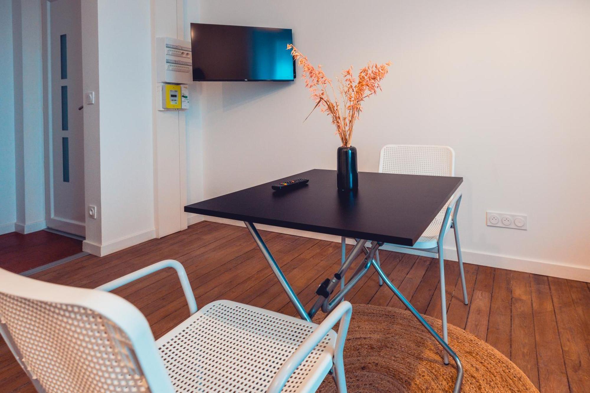 Apartment Flaubert Lumineux Confort Chateauroux